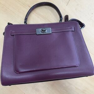 Coach purse!! NWOT!!